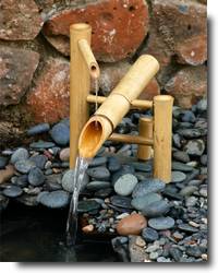 Shishi-odoshi, a fonte de bambu japonesa