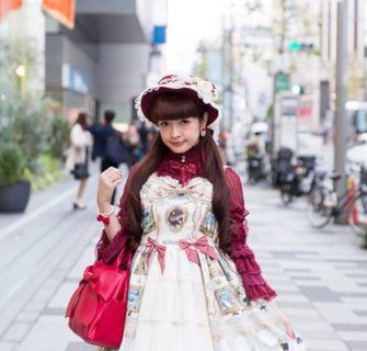 lolita fashion