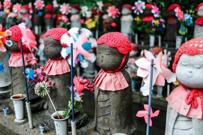 Jizō Bosatsu o guardião das crianças, viajantes e almas no budismo japonês