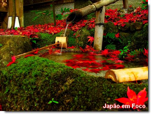 Shishi-odoshi, fontes de bambu cascata japonesa