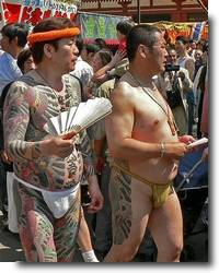 Sanja festival, um dos festivais mais populares de Tóquio