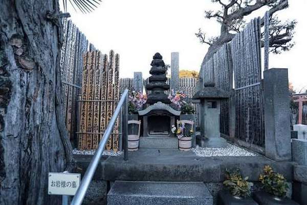 Túmulo de Oiwa no Templo Myoko-ji