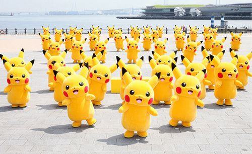 Exército de Pikachus em Minato Mirai