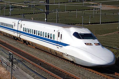 Shinkansen Series 700