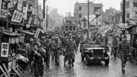 O Japão na década de 40: De uma era militarista e destruição total, à ocupação estrangeira e reconstrução radical