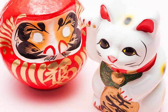 Daruma e Maneki-neko