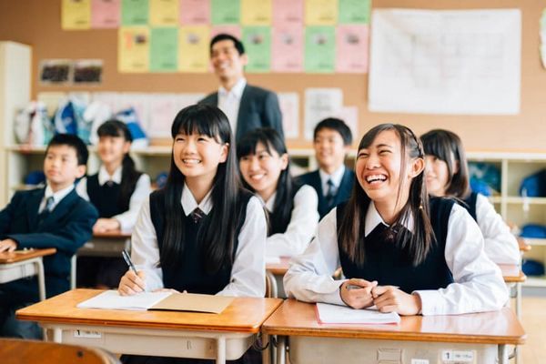 regras das escolas japonesas