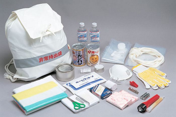 Kit de emergência no Japão