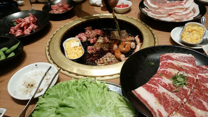 Yakiniku, o churrasco japonês 