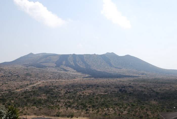 Monte Mihara A história por trás do vulcão dos suicídios no Japão