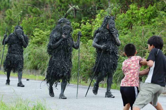 Paantu, um festival inusitado em Okinawa 1