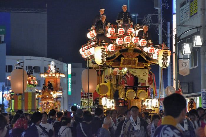 Por que festivais e rituais seculares estão desaparecendo no Japão