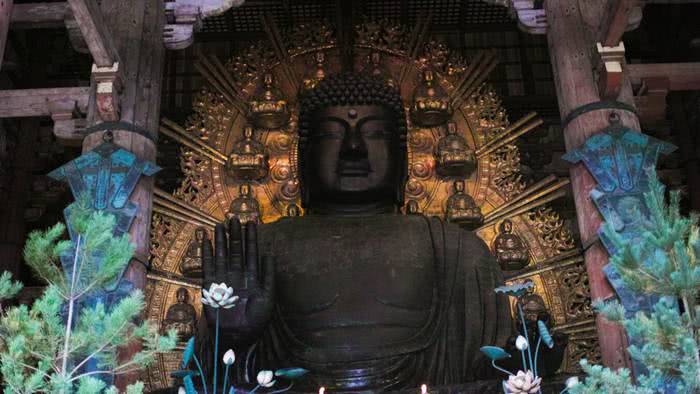 Grande Buda de Nara Pakutaso
