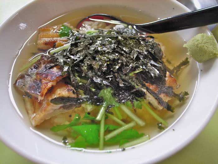 Maneiras simples de desfrutar o Ochazuke, a tradicional sopa de arroz japonesa (Wikimedia Commons)