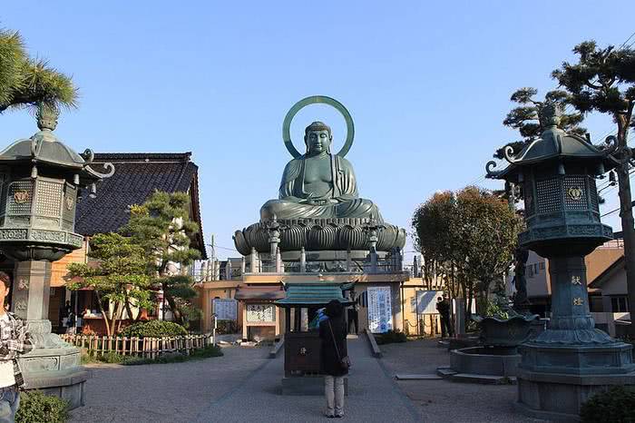 Takaoka Daibutsu, Takaoka, Toyama