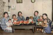 Photobook colorido mostra o cotidiano antes da bomba em Hiroshima