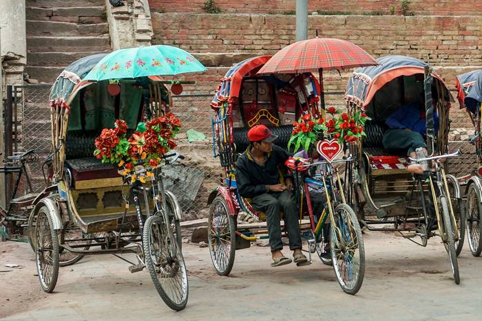 Riquixás em Katmandu, Nepal 