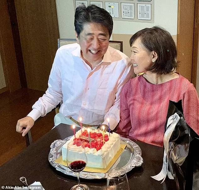 Akie Abe Curiosidades sobre a ex-primeira dama do Japão 