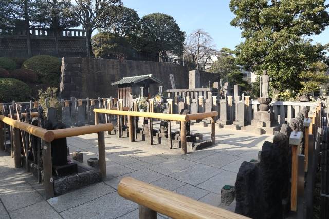 Túmulo dos 47 ronin em Sengakuji, Tóquio 