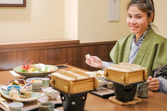 Refeição Kaiseki em um Ryokan