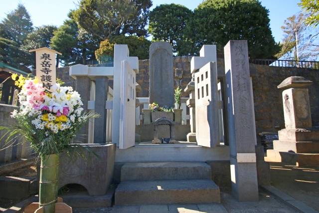 Tumba de Takumi Asano no templo Sengaku-ji 