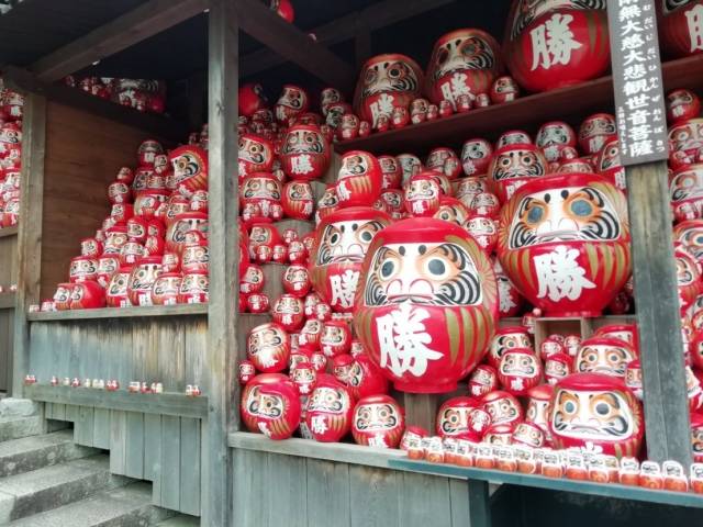 Templo Shorinzan O icônico templo dos darumas de Takasaki 