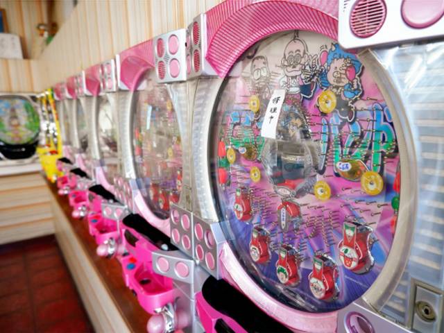 Conheça o primo distante do Pachinko – Plinko X

