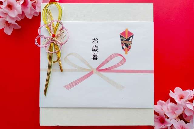 Noshigami, o tradicional papel cerimonial japonês usado em presentes