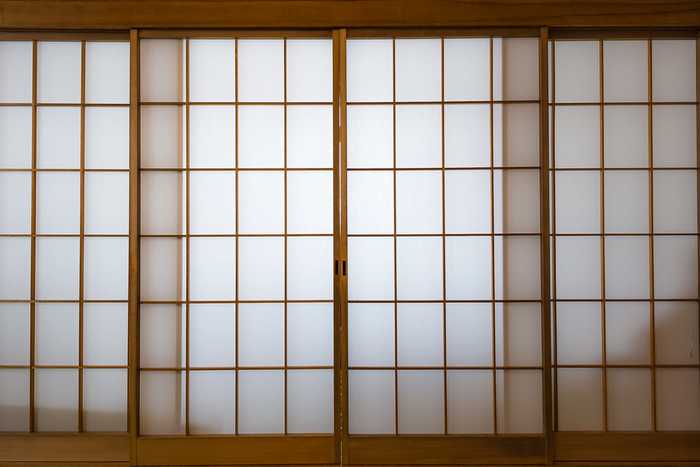 Portas Shoji, a arte japonesa de dividir espaços com luz e silêncio