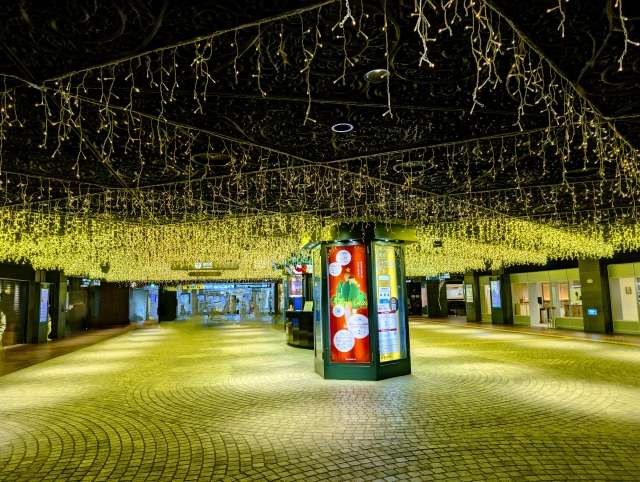 Tenjin Chikagai, em Fukuoka e iluminação especial