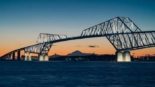 Baía de Tóquio, Ponte Gate e Monte Fuji ao pôr do sol