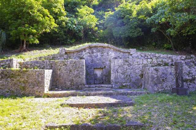 Kamekobaka, os túmulos caso de tartaruga de Okinawa