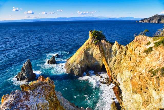 A Rocha do Cavalo em Koganezaki