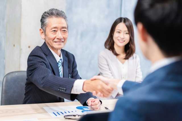 Shuukatsu, a busca coletiva de empregos no Japão