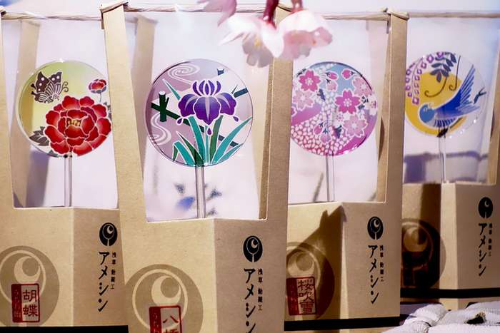 Uchiwa Ame, os pirulitos artesanais da loja Asakusa Amezaiku Ameshin