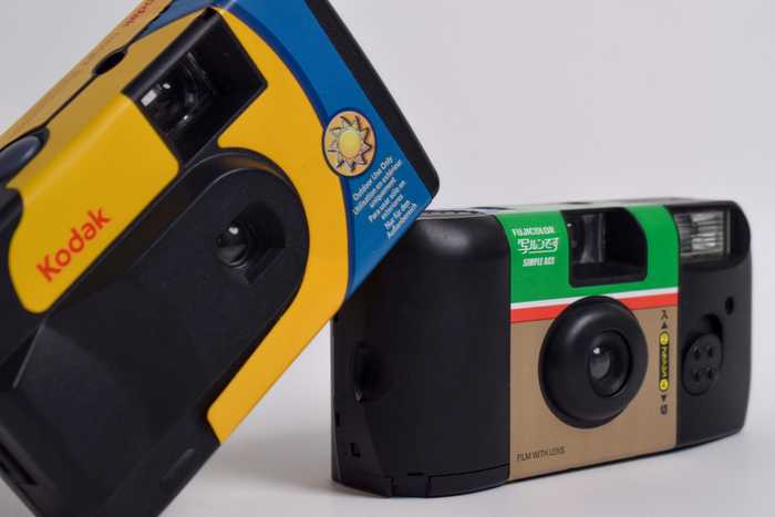 Câmeras descartáveis no Japão, Kodak e Fujifilm