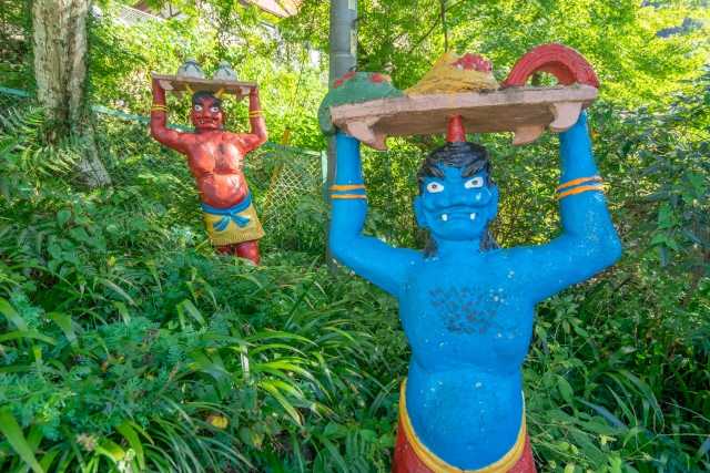 Santuário Momotaro em Inuyama