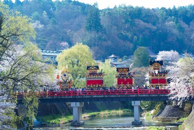 Takayama Matsuri, um dos festivais mais belos do Japão