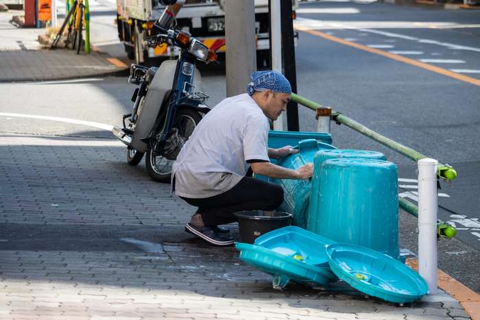 Por que não há muitas lixeiras nas ruas do Japão