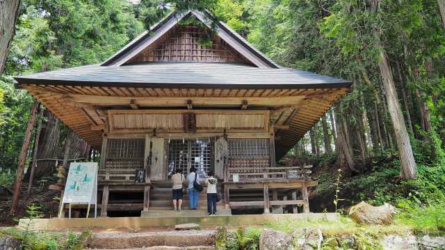 Hinomikosha em Togakushi, a montanha sagrada de Nagano