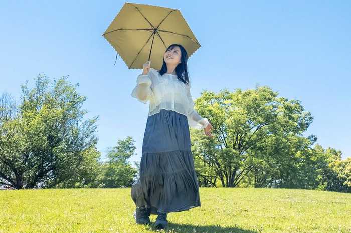 Por que os japoneses são tão obcecados em se proteger do sol 