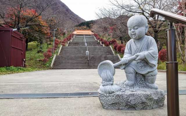 Templo Housui ji, em Shibukawa, Gunma 