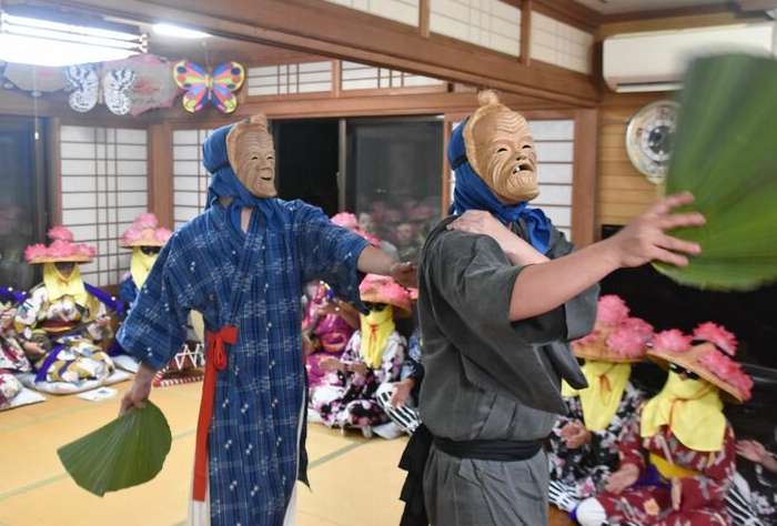 Angama, a tradição ancestral de Okinawa que une os vivos e os espíritos dos antepassados